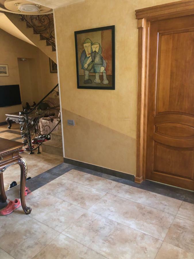 Luxury Tumanyan Apartment Yerevan Exterior foto