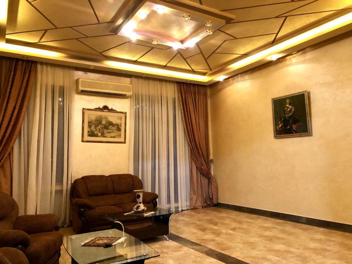 Luxury Tumanyan Apartment Yerevan Exterior foto