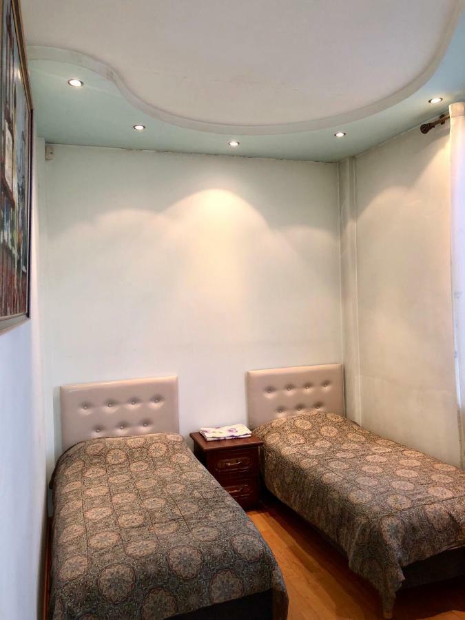 Luxury Tumanyan Apartment Yerevan Exterior foto