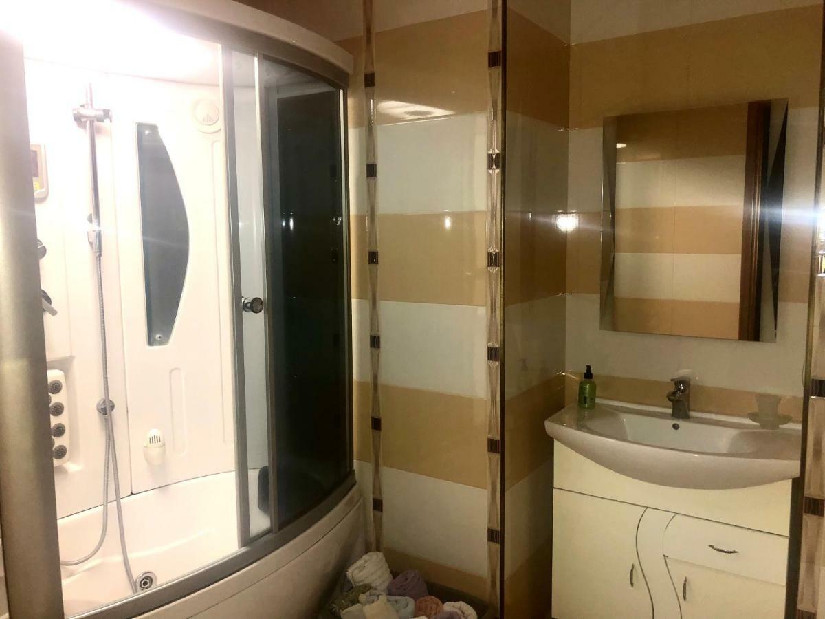 Luxury Tumanyan Apartment Yerevan Exterior foto